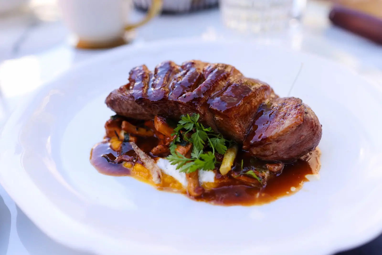 Dining detail at Xenalia Grand Lodge